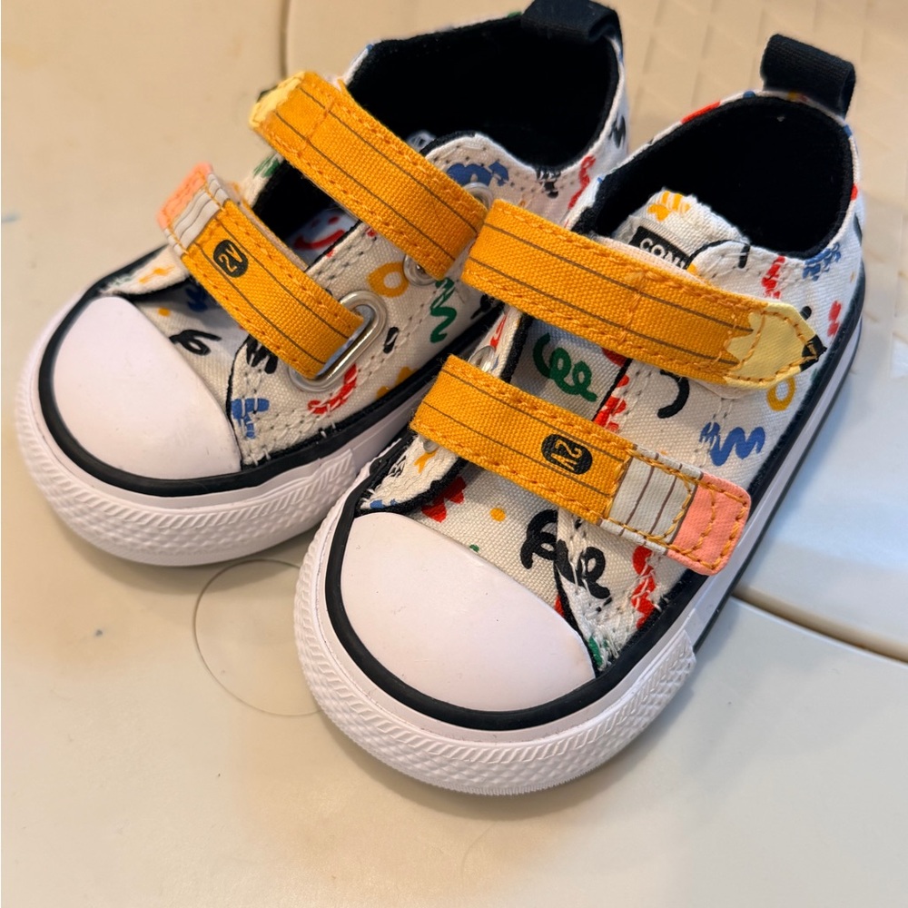 Converse Back to School shoes - Toddler Size 3